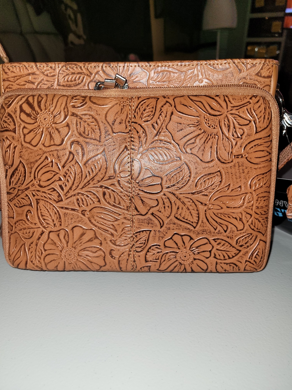 Concealed Carry Clutch Purse Embossed Floral Crossbody Bag in Tan Leatherette